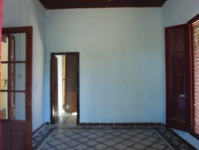 Casa en venta para reciclar en Colonia, ideal para emprendimiento / desarrollo edilicio